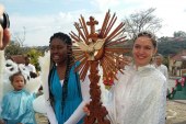 Um pequeno “anjo” surpreende a todos na 13ª Festa do Divino de Cambuquira – MG